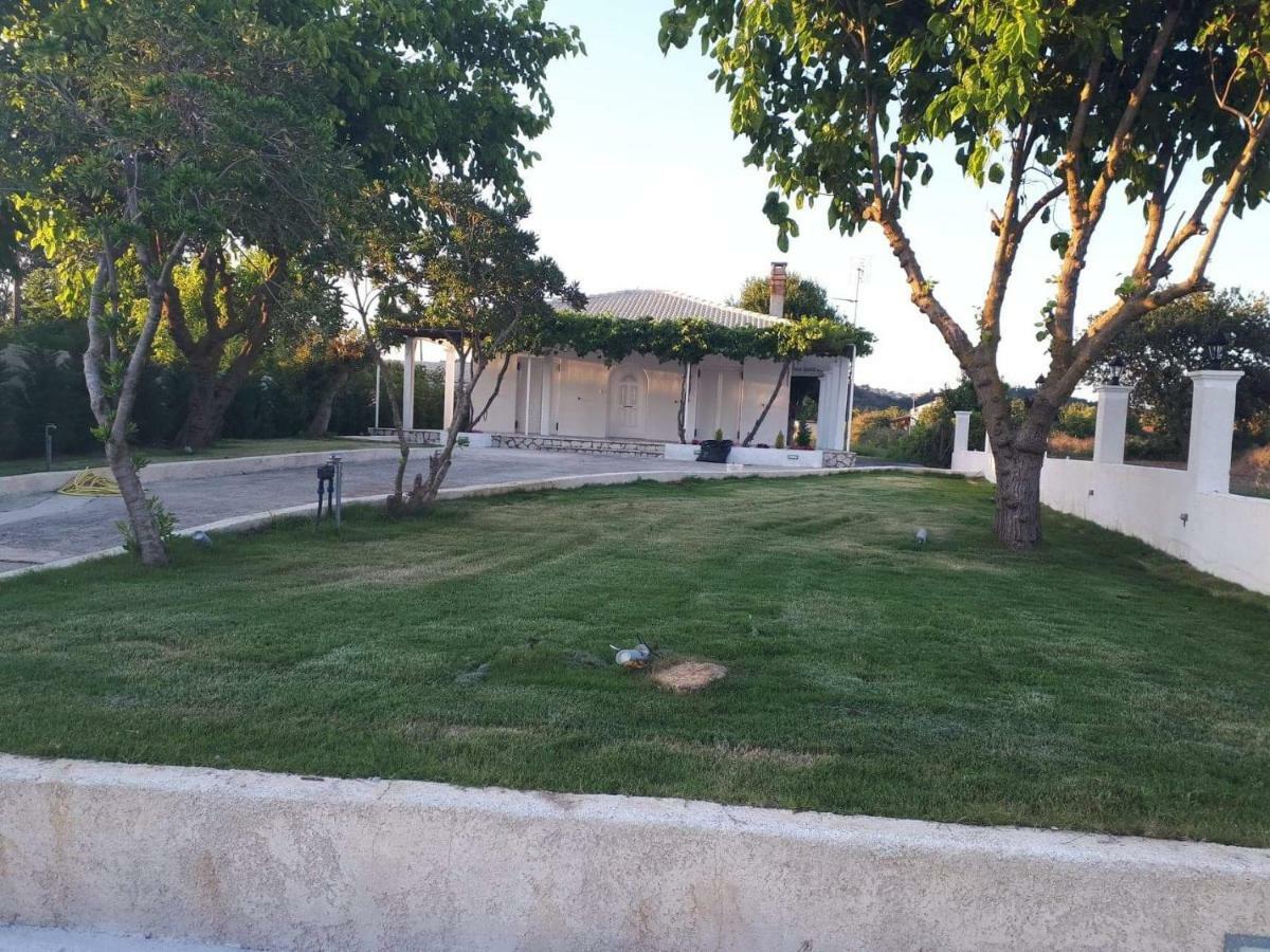 Vila Riviera Agios Georgios  Exterior foto